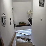 By Ernes Hall Oda ve Kahvaltı Saraybosna