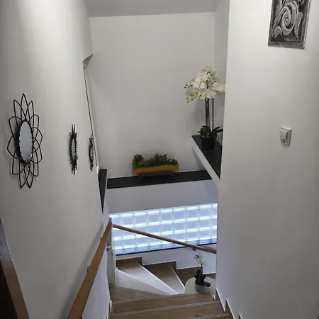 By Ernes Hall Bed and breakfast Sarajevo