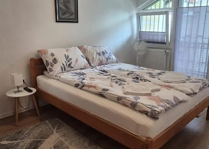 krevet i doručak By Ernes Hall *